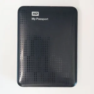هارد اکسترنال وسترن دیجیتال مدل My Passport ظرفیت 1 ترابایت